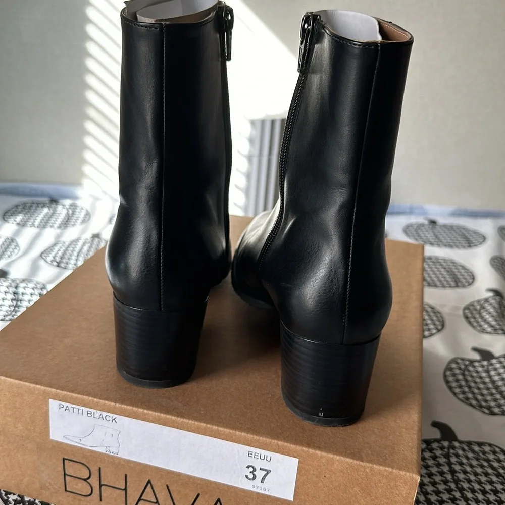 Bhava Patti Ankle Boot - Picture 4 of 8
